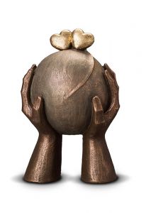 Ceramic urn 'Love'