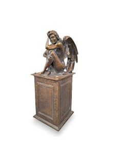 Urn for ashes ‘Angel of Reflection’ on pedestal in various colors