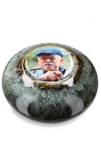 Customisable photo cremation ashes urn in several colors