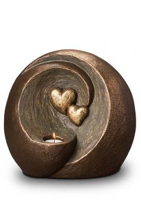 Ceramic funeral urn 'Hidden Love'