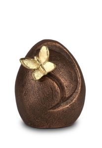Sculptural keepsake urn “Tender Freedom”