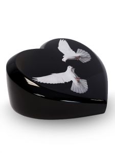 Heart urn for ashes 'Lovebirds'