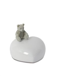 Fiberglass cremation ashes keepsake urn 'Teddy bear on heart'